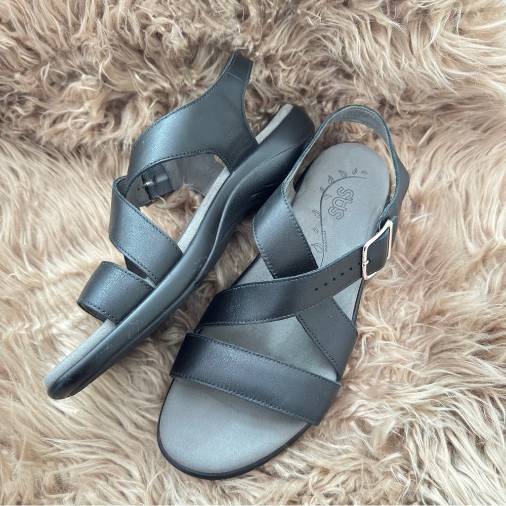 SAS Women's Laguna Sandals, black leather straps, ankle buckle, comfort, 9.5​
